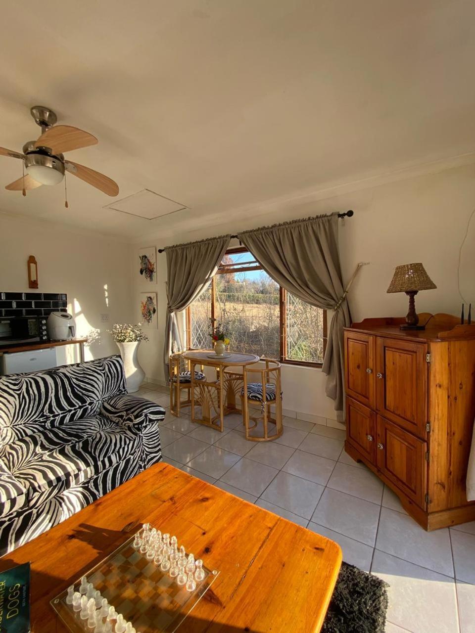 Sani Pass View Cottage Himeville Ngoại thất bức ảnh